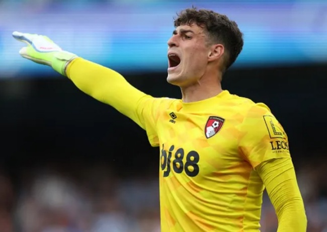Ảnh bài viết Charlie Nicholas: “Kepa có thể là bản hợp đồng giá trị nhất mùa hè của Arsenal”