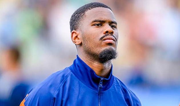 Jorrel Hato là tài năng sáng giá của Ajax Amsterdam.