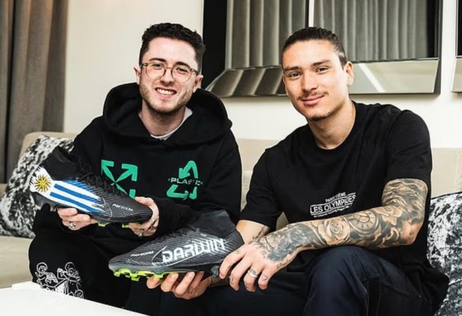 Ảnh bài viết Từ Declan Rice đến Son Heung-min, Jordan Dawson biến giày bóng đá thành tác phẩm nghệ thuật