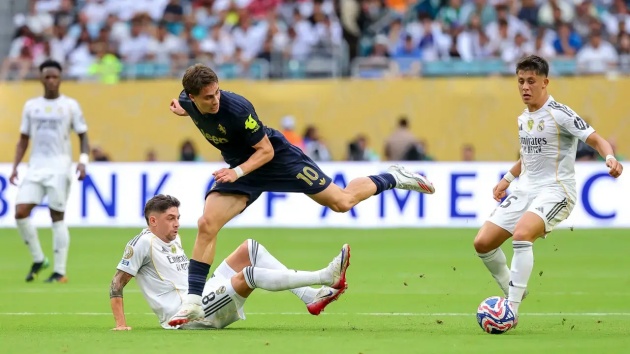 Ảnh bài viết CĐV MU, Liverpool và Arsenal cùng kêu gọi chiêu mộ Kenan Yildiz