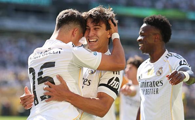Ảnh bài viết Garcia tiếp tục tỏa sáng, Real hạ Dortmund trong trận cầu kịch tính