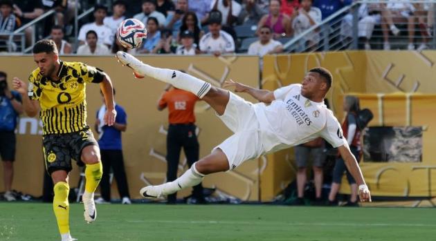 Ảnh bài viết Ghi siêu phẩm, Mbappe vẫn bị Alonso quát vì lười pressing