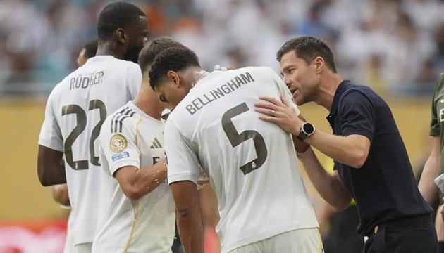 Ảnh bài viết Niềm tin vào Xabi Alonso trở thành vũ khí đáng sợ hơn cả chiến thuật