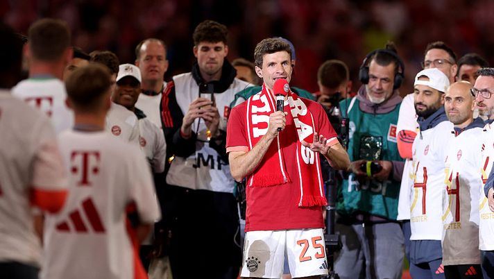 Muller trong ngày chia tay Allianz Arena.