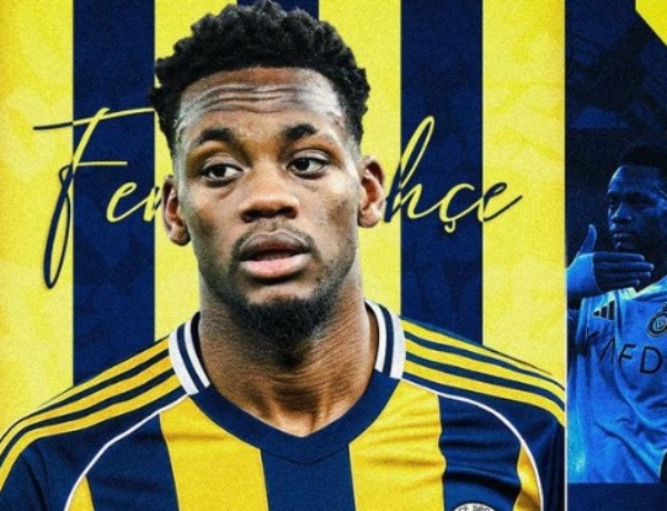 Ảnh bài viết CHÍNH THỨC! Jhon Duran gia nhập Fenerbahce của Mourinho
