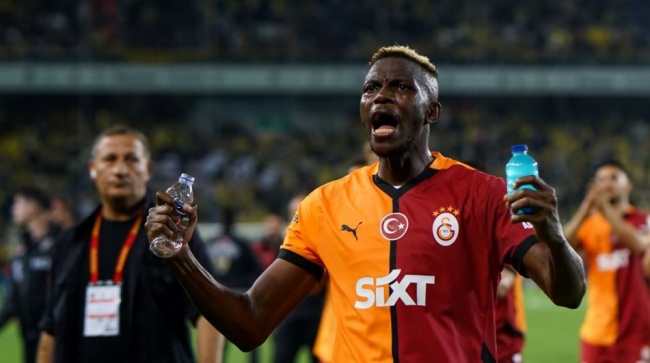 Ảnh bài viết Tương lai Osimhen: Galatasaray được tiếp sức; Napoli không nhượng bộ