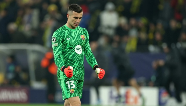 Ảnh bài viết Inaki Pena sắp rời Barca, hai đối thủ La Liga nhập cuộc