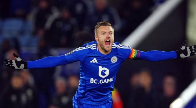 Ảnh bài viết Man Utd loay hoay số 9, được chào mời Jamie Vardy