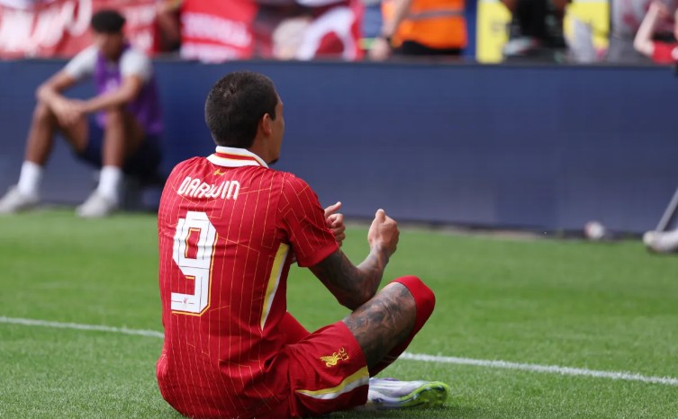 Ảnh bài viết Nunez tưởng nhớ Jota bằng pha ăn mừng cảm xúc ở trận thắng của Liverpool