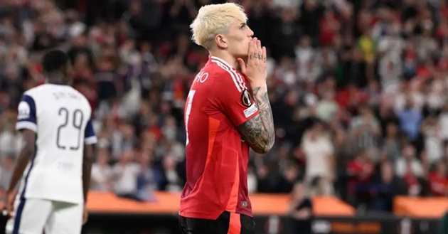 Ảnh bài viết Garnacho muốn ở lại Premier League nếu rời MU
