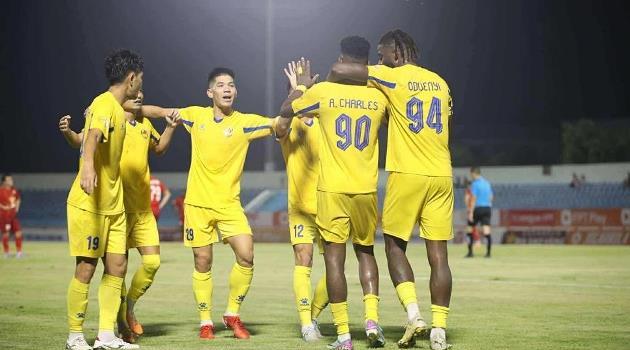Ảnh bài viết Cựu vương V.League Quảng Nam dừng hoạt động, giải đấu bị xáo trộn