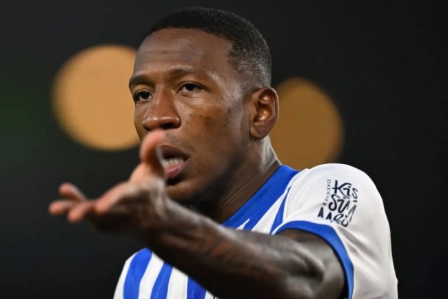 Ảnh bài viết Here we go! AC Milan đạt thỏa thuận chiêu mộ Pervis Estupinan