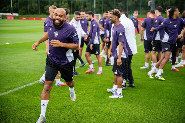 Ảnh bài viết Bryan Mbeumo thể hiện ra sao trong buổi tập đầu tiên cùng Man United?