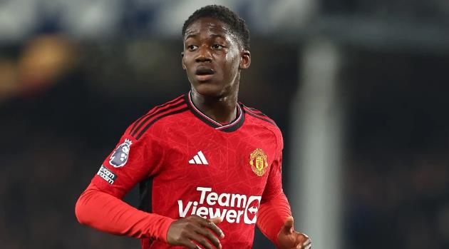 Ảnh bài viết Chuyển nhượng sáng 24/7: Tottenham săn đón Kobbie Mainoo; Man United theo dõi Javi Guerra