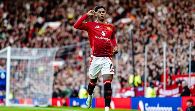 Ảnh bài viết Được mớm lời chỉ trích MU, Marcus Rashford nói gì trước truyền thông Barcelona?