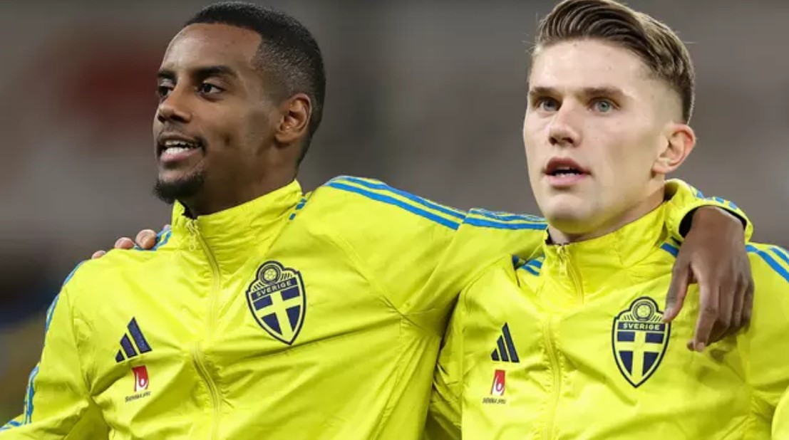 Ảnh bài viết Isak chọn 5 đồng đội xuất sắc nhất, không có Gyokeres