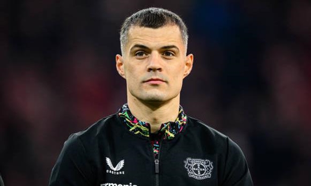 Ảnh bài viết Here we go! Xhaka trở lại Ngoại hạng Anh khoác áo Sunderland