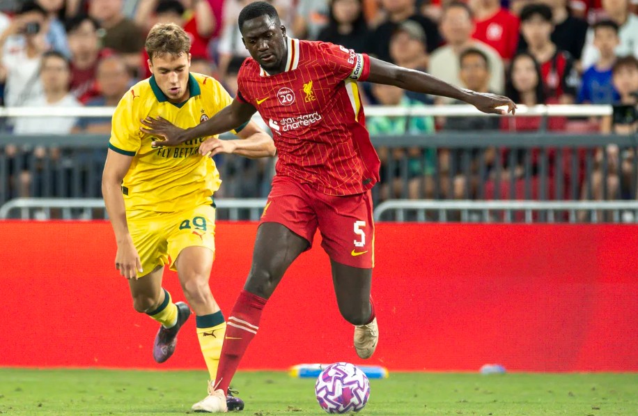 Ảnh bài viết Konate sẵn sàng cùng Liverpool chinh phục thử thách Ngoại hạng Anh