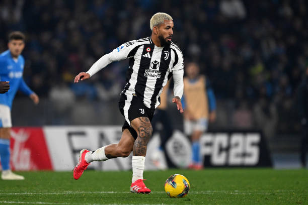 Ảnh bài viết Vụ nổi loạn của Douglas Luiz và bài toán 40 triệu euro thách thức Juventus