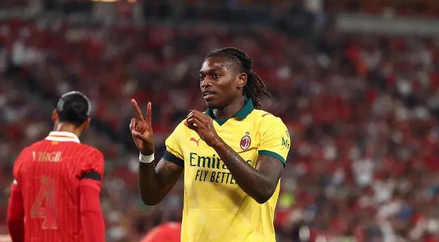 Ảnh bài viết AC Milan giao hữu đầu mùa: Leao, Okafor bùng nổ; Fofana, Musah mất điểm
