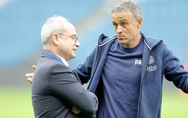 Ảnh bài viết Không vội mua sắm, PSG chờ Zabarnyi và Chevalier để hoàn tất đội hình