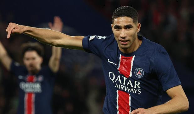 PSG gặp rắc rối với Hakimi.