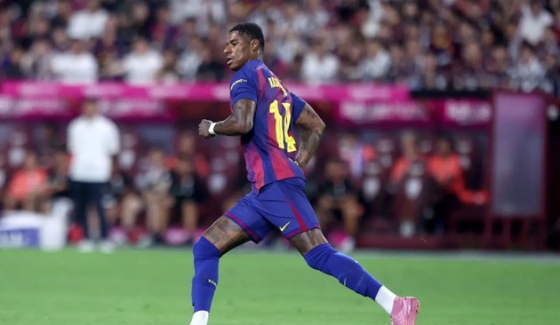 Ảnh bài viết Rashford có bàn đầu tiên cho Barcelona