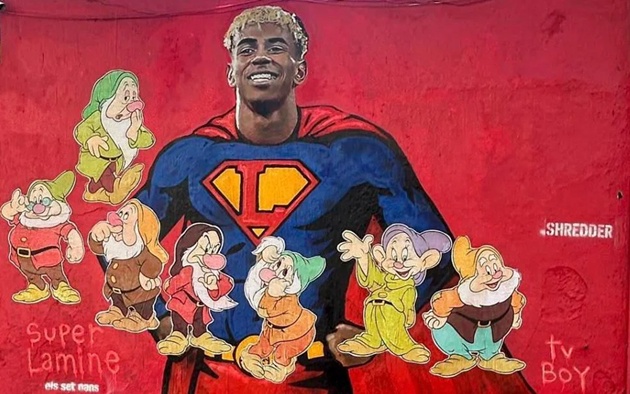 Bức tranh tường bị phá hoại của Lamine Yamal ở Barcelona