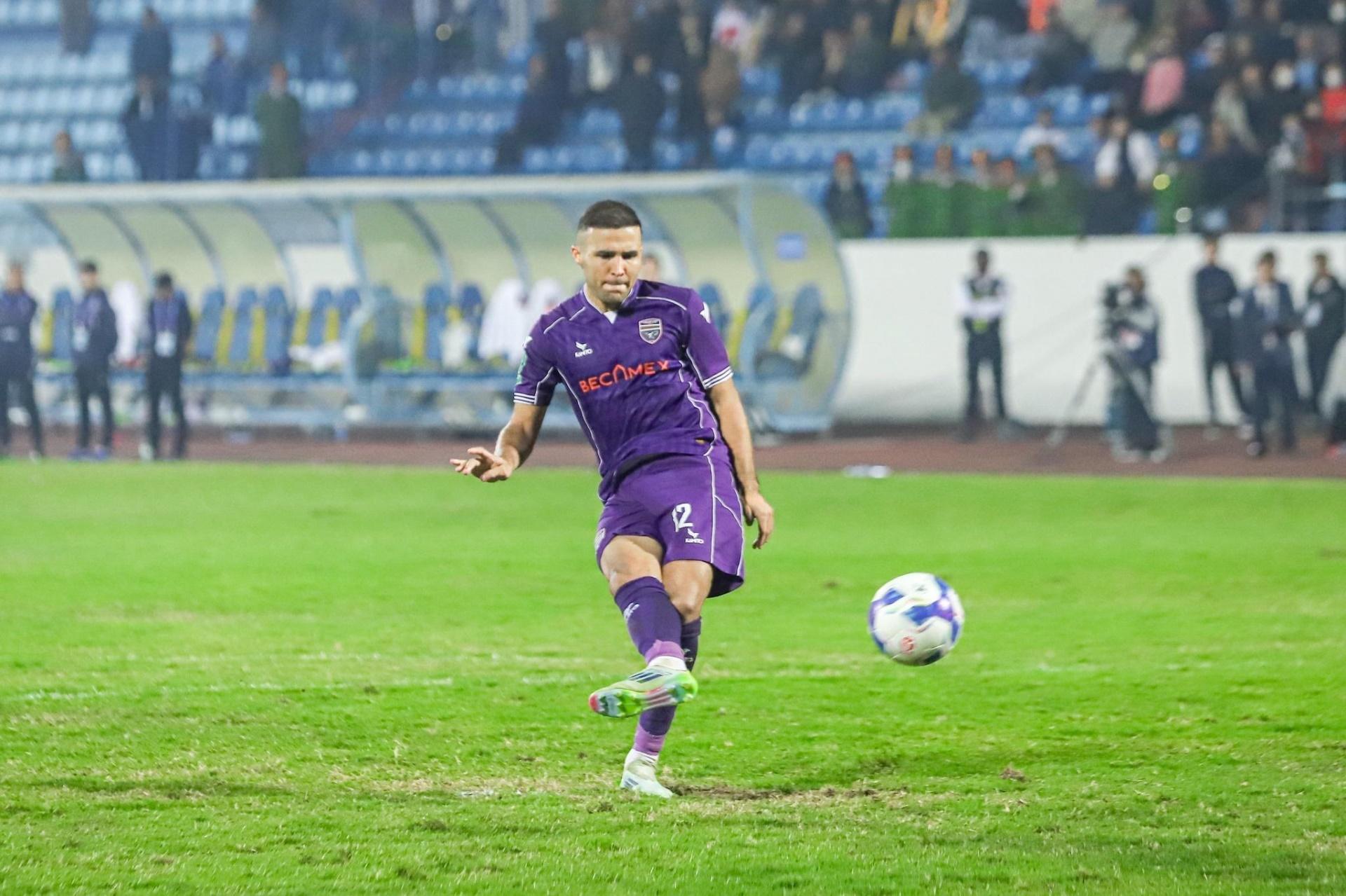 Ảnh bài viết CLB Thanh Hóa chiêu mộ thành công "Quả bóng bạc" Kyrgyzstan