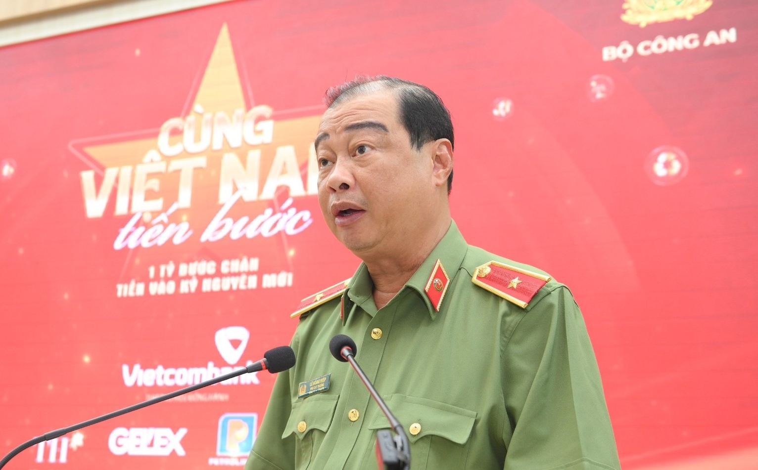 Ảnh bài viết Cùng Việt Nam tiến bước: 1 tỷ bước chân, triệu trái tim hòa nhịp trong kỷ nguyên mới