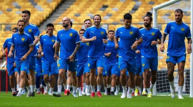 Ảnh bài viết Báo Malaysia cảnh báo rủi ro từ chính sách nhập tịch ồ ạt