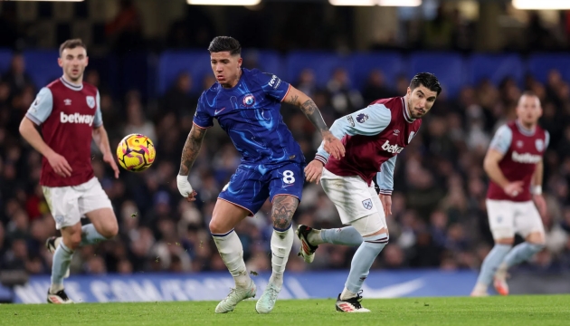 Ảnh bài viết Gary Neville: Enzo Fernandez đã thay đổi trận đấu, giúp Chelsea giành 3 điểm