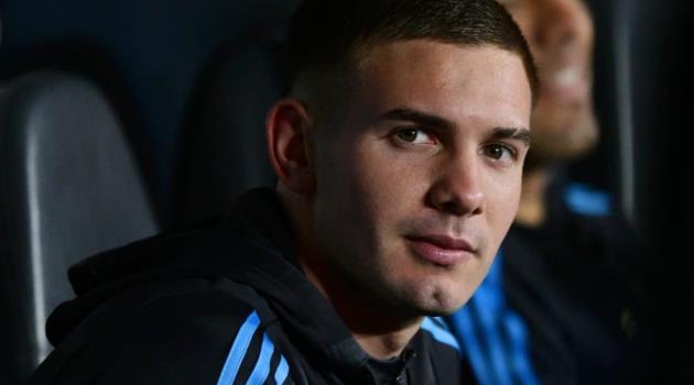 Ảnh bài viết CHÍNH THỨC! Franco Mastantuono ra mắt Real, chốt số áo