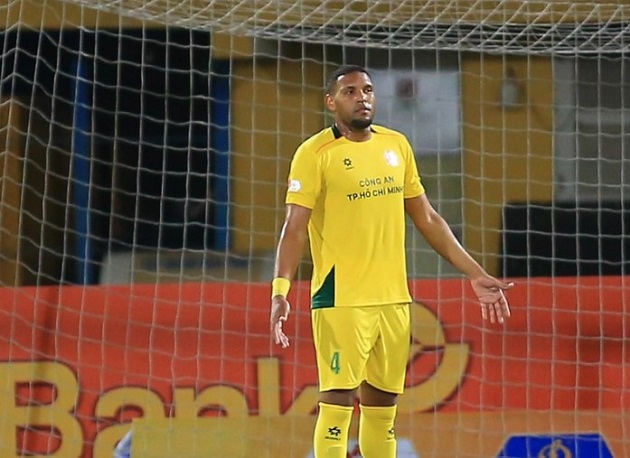 Ảnh bài viết Ngôi sao đắt giá nhất V.League chơi mờ nhạt