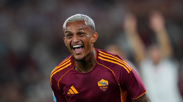 Roma có được niềm vui.