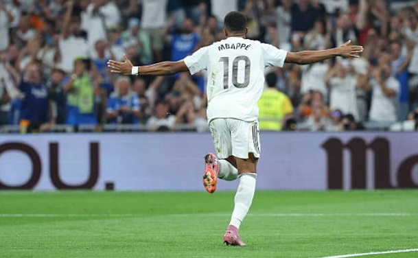 Liệu Mbappe có thể tiếp bước Figo hay Luka Modric để làm ''bừng sáng'' chiếc áo số 10?