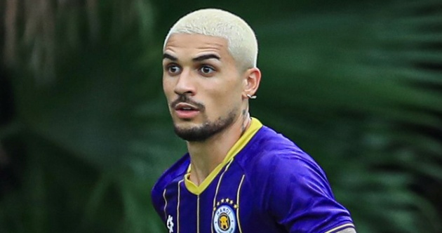 Hendrio có tên thuần Việt sau khi nhập tịch.