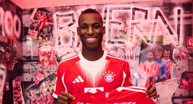 Jackson hứa hẹn làm dày hàng công cho Bayern.