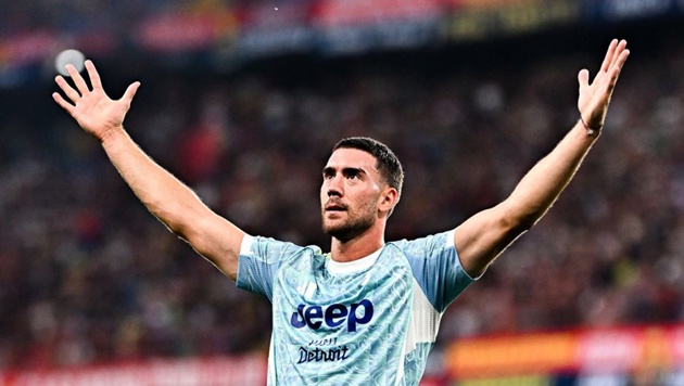 Vlahovic vẫn còn tương lai tại Juventus