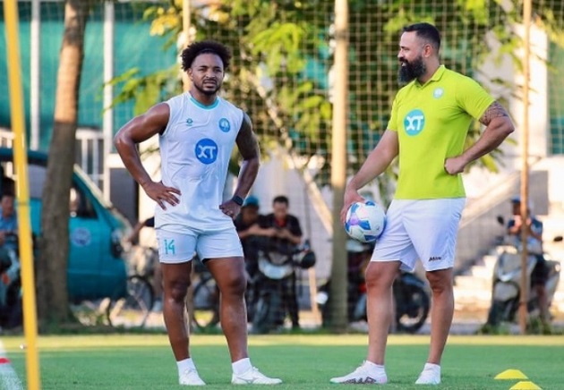 Ảnh bài viết Xuân Son bày tỏ tình yêu Việt Nam trên báo Brazil