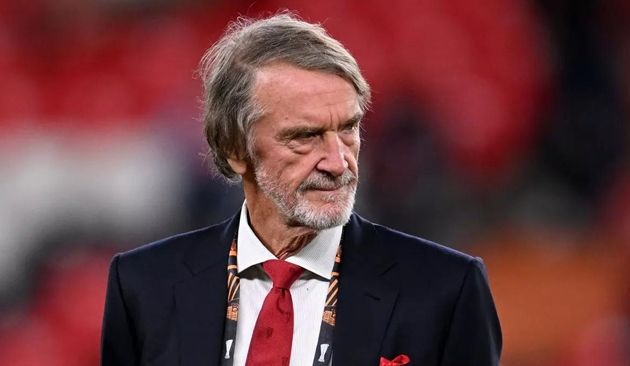 Ảnh bài viết Sheikh Jassim hay Sir Jim Ratcliffe: Ai mới là "vị cứu tinh" thực sự của Man United?