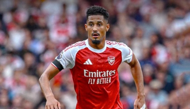 Ảnh bài viết Chuyển nhượng sáng 12/9: Arsenal quyết tâm trói chân Saliba; MU xem xét tương lai Maguire và Shaw