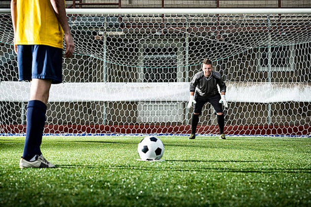 Ảnh bài viết Chấm 11m nằm ở đâu? Khoảng cách, kích thước và vai trò trong luật penalty