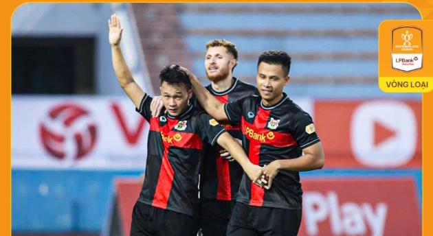 Ảnh bài viết Hoàng Đức chốt hạ chiến thắng đậm đà của Ninh Bình trước Phú Thọ