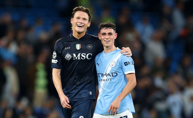 Ảnh bài viết Foden khen De Bruyne, nói Napoli là đối thủ khó nhằn