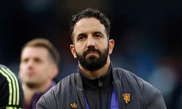 HLV Amorim đang gặp áp lực rất lớn ở MU.