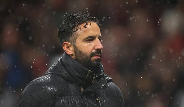 Ruben Amorim tạm thời đẩy lùi khủng hoảng tại Manchester United.