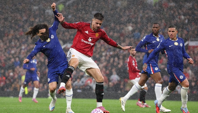 MU thực tế đã nhập cuộc đầy quyết tâm.