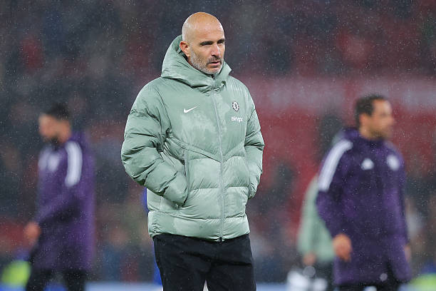 HLV Enzo Maresca chịu nhiều chỉ trích sau thất bại của Chelsea.