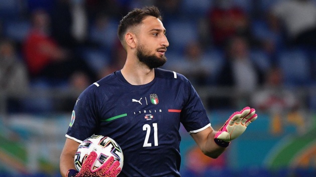 Ảnh bài viết Sự thật đắng cay: Donnarumma cần tuyển Ý để mơ Quả Bóng Vàng